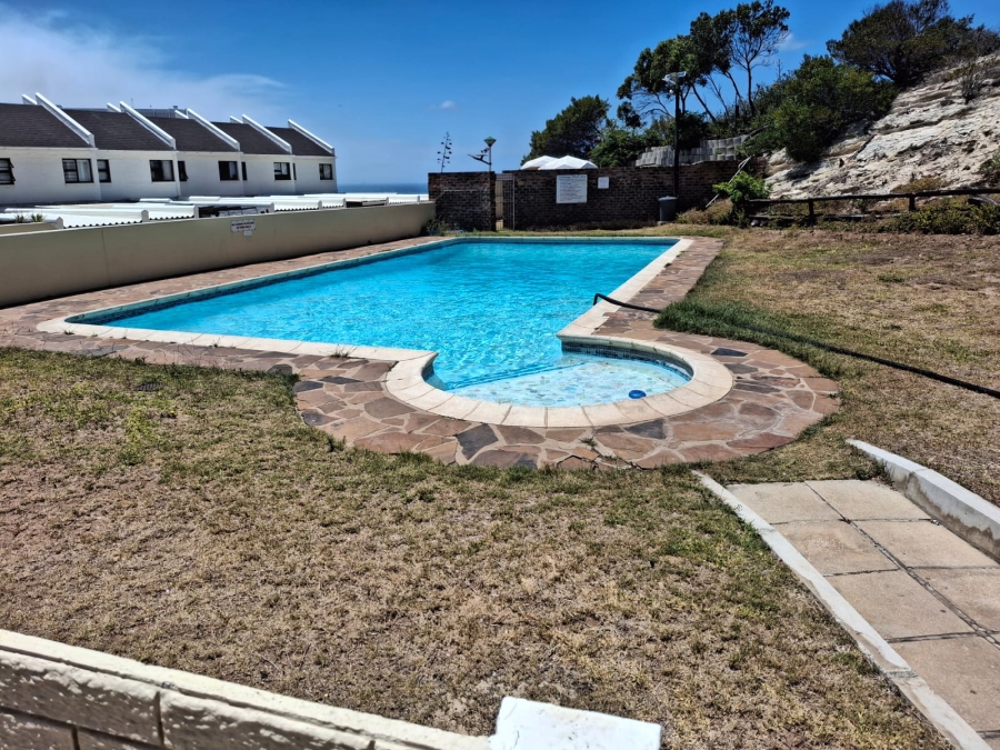 To Let 2 Bedroom Property for Rent in Humewood Eastern Cape